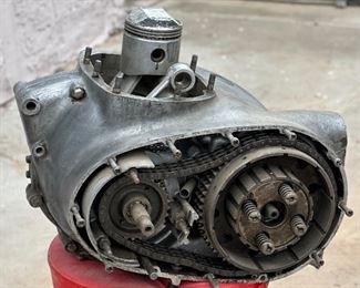 BSA A65T Thunderbolt 650cc Crankcase Crank Case		
