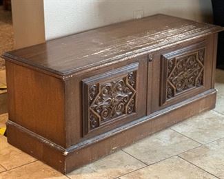 Virginia Maid By Lane Cedar Hope Chest	18 x 42 x 17in	HxWxD
