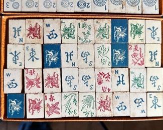 Antique Mah Jong Set Mahjong The Ancient Game of China	3 x 8 x 5.5in	HxWxD
