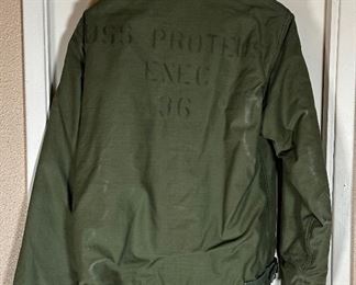 US Navy Cold Weather Jacket NSN USS Proteus Jacket 8415-00-753-5612	SIZE MEDIUM (38-40)	
