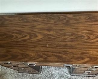 AS-IS Desk	30 x 49 x 21in	HxWxD

