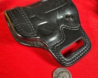 Galco Kimber Holster G819WCD AV424B Avenger Black Right-Handed Pancake Holster	4.5x4.5x1.25in	
