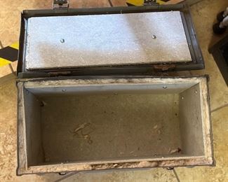 Vintage US Ammo Box/Can 20mm MK3 MOD 1 1948		
