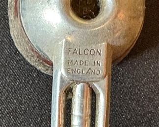 Lot of 6 Vintage  Falcon Smoking Pipes		
