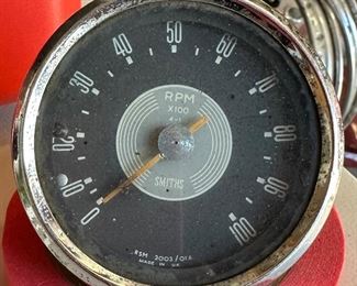 Smiths Tachometer 3003/01A		
