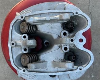 BSA A50 Cylinder Head Head #2	5x10x9in	
