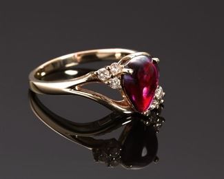14k Gold Ruby & Diamond Ring Size: 8	Size: 8<BR>Cernterstone: 9x6mm	
