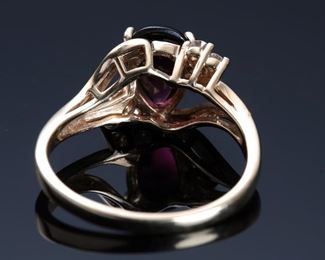 14k Gold Ruby & Diamond Ring Size: 8	Size: 8<BR>Cernterstone: 9x6mm	
