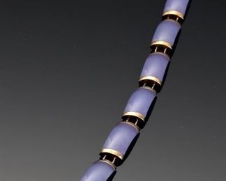 14k Yellow Gold Lavender Jade Panel Bracelet. Amethyst Clasp. 	8in long<BR>Jade: 21x9mm 	
	
