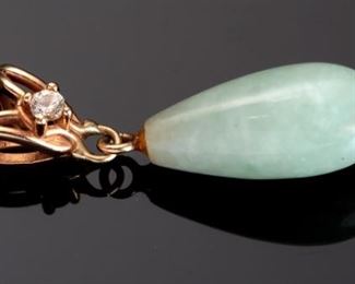 14k Gold Chinese Jade& Diamond Pendant 	26x7mm	
