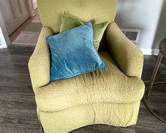 Older Swivel Chair - Very solid and Very well made!!  Make us an offer.