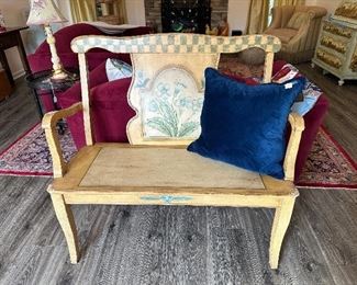 This bench has all the ‘benchmarks’ of an outdoor or indoor mud room seating ….. even has a slightly shoot up leg of the owners dog.