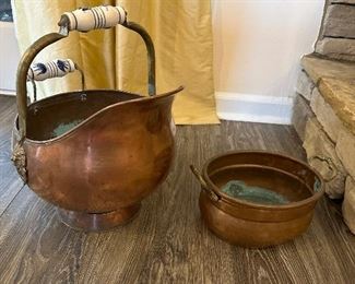 Ash Vintage Copper Coal Scuttle Bucket Delft
Vintage Copper Stock Stew Pot