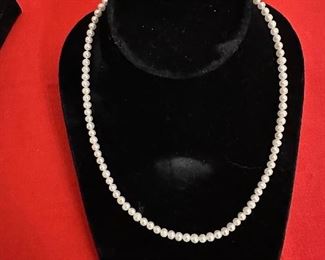 Pearl necklace