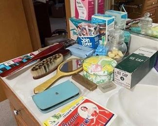 Vintage bathroom items