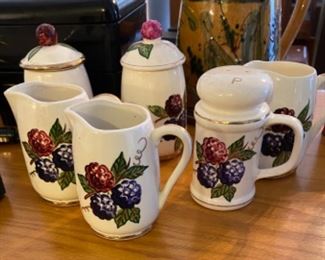 Knots Berry Farm items