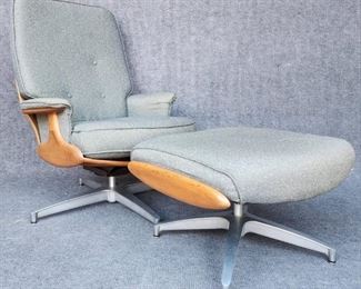 Heywood Wakefield Lounge Chair and Ottoman