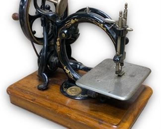 Antique Wilcox & Gibbs Company Victorian Sewing Machine