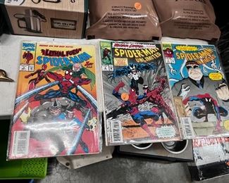 3 Spiderman comics 