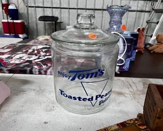 toms peanut jar 