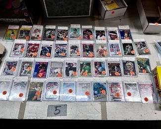 lot of sports cards 