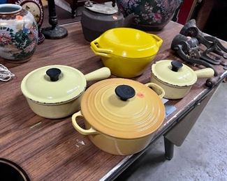 vintage baking dishes 