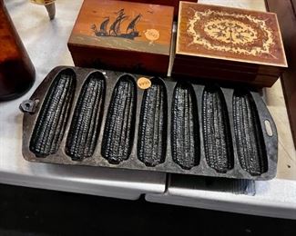 cast iron cornbread pan 