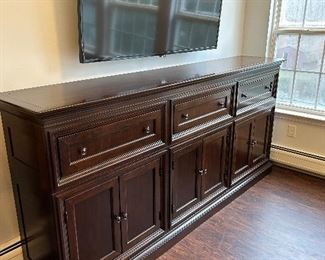 BASSETT SIDEBOARD