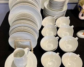Hutschenreuther china set
