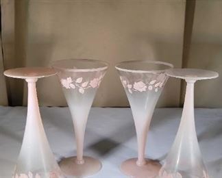 Dorothy Thorpe Hand Painted Pink Rose Frosted Glasses