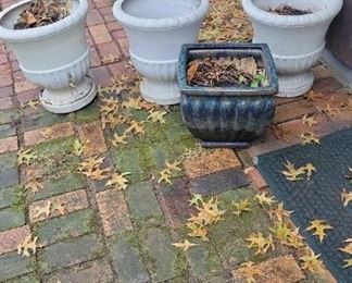 Plastic Planters And 1 Ceramic Planter