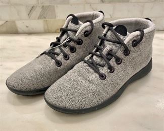 $80 allbirds Men's shoes in excellent condition. Size 10 Medium.