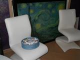 2 Z chairs.