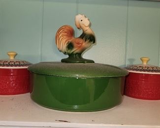 Rooster green dish...love color