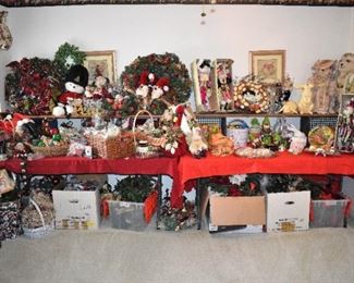 UPSTAIRS-Holiday Room Overview