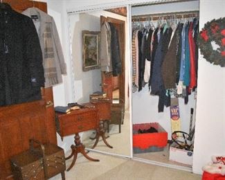 UPSTAIRS-Holiday Room Overview