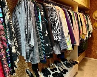 Full lady's closet.  Ralph Lauren, Ming Wang, Chico's, Draper and Damon's, Dillards brands. 1x-2x