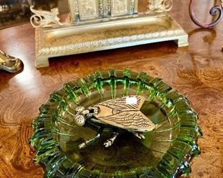 LOVE THE BRASS FLY ashtray!!!!  My parents have this brass crab that I've known all my life!!  Now, the fly!!