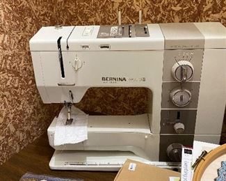 Bernina Record 930 Electronic Sewing machine