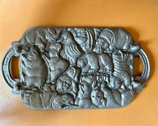 Cast iron animal mold