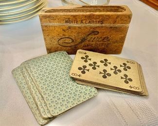 Vinitage playing cards and box