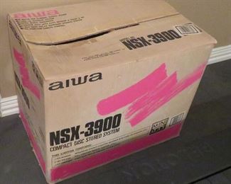 Aiwa compact disc stereo system