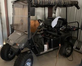 Golf cart