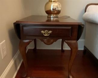 Drop leaf side table. Available for presale on estate sales.net marketplace.