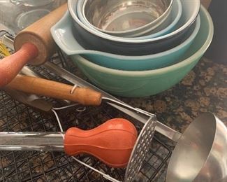 gadgets../appliances. lots MORE