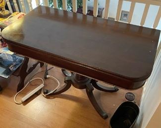 Game table /  desk 