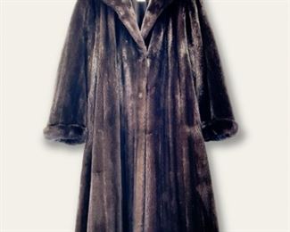 Saks Jandel Washington DC Classic Full Length Fur