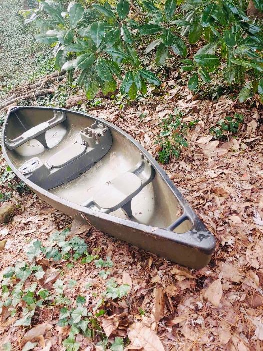 2 person Rogue River canoe 12’9” x 3’8”x 14 1/4”