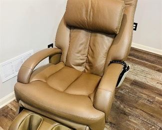 Massage reclining chair