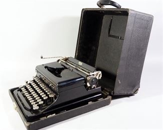 Royal Touch Typewriter, Pre-1939, In Carry Case, With Instructions